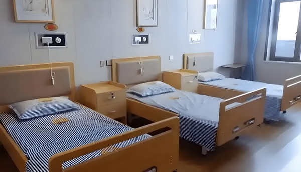 冷面夫君俏冤家